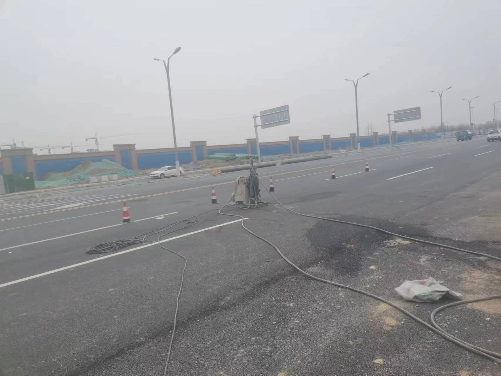 小板镇马路注浆